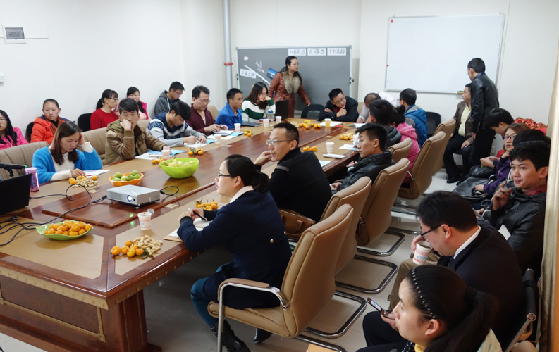 目前尊龍凱時客戶沙龍已順利舉行4期，我們將一直秉承全公益、凈干貨、不推銷產品的理念，助力尊龍凱時新老客戶開展網絡營銷和移動互聯(lián)網營銷。
